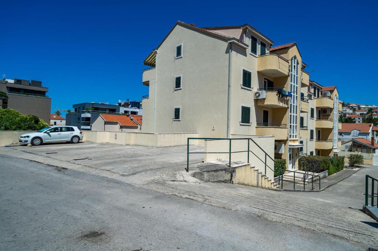 Apartment Elly Ragusa Esterno foto